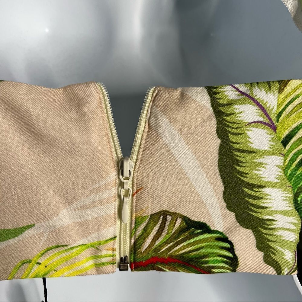 STUDIO F Palm Print Cropped Knit Tank Top Size S - Picture 6 of 7